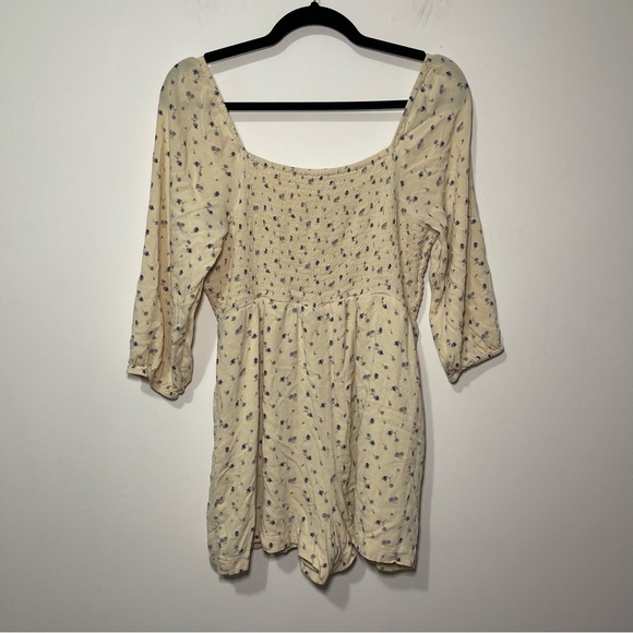 American Eagle Smocked cottagecore milkmaid Romper Cream Floral Square Neck in M - Picture 7 of 11